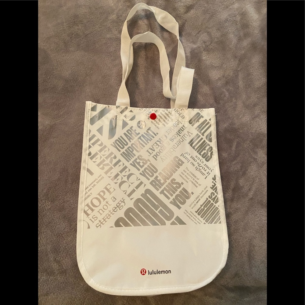 Small lululemon white bag